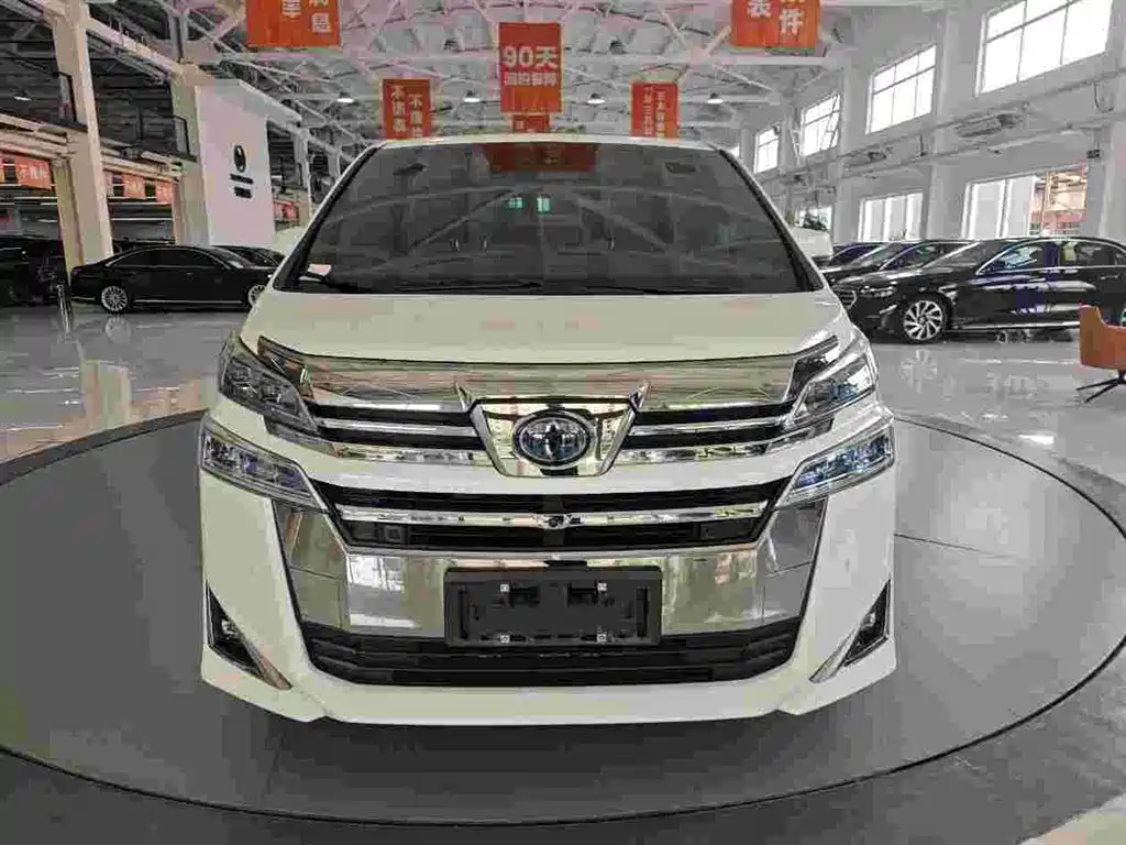 Toyota Vellfire 2020 Twin Engine 2.5L HV Premium Edition фото 2