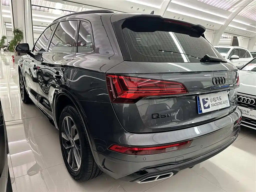 Audi Q5L 2024 Model 40 TFSI Luxury Dynamic фото 14