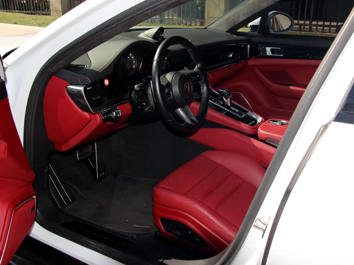 Porsche Panamera 2023 Panamera GTS 4.0T фото 20