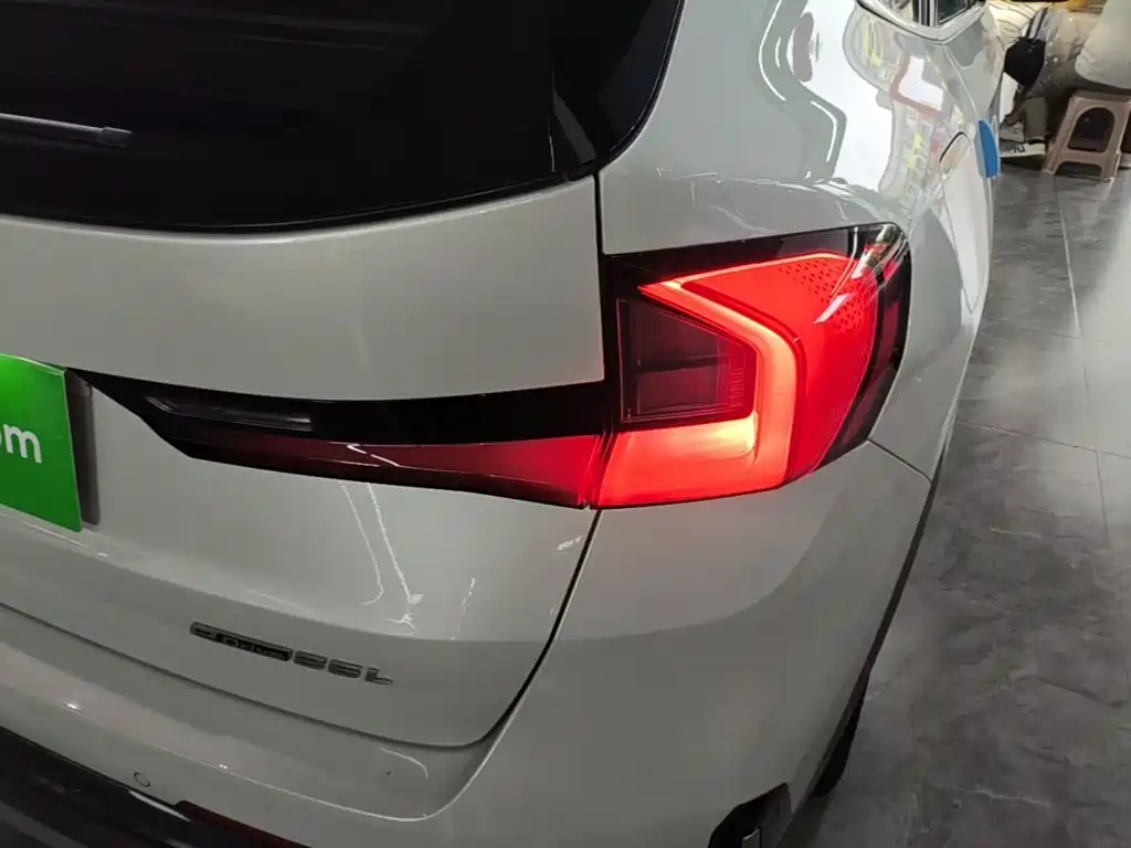 BMW iX1 2025 2023 eDrive25L X Design Package