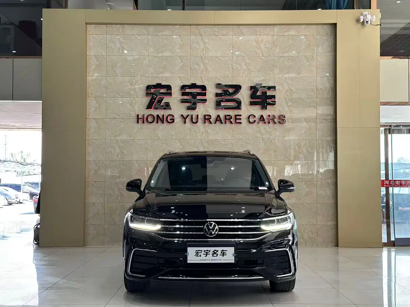 Volkswagen Tiguan L 2023 330TSI Auto 2WD R-Line Premium Edition фото 2