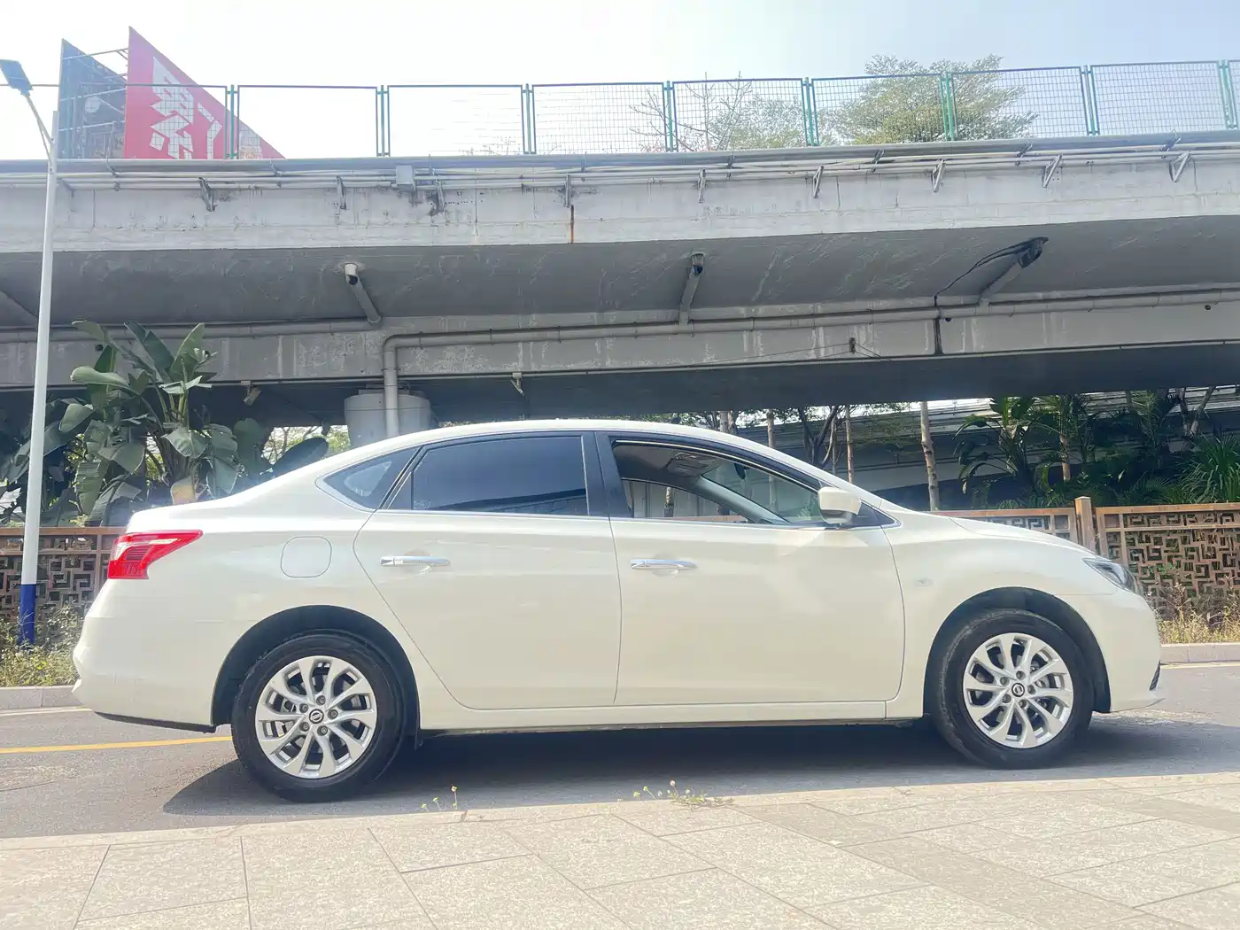 صورة 18 - Nissan Sylphy