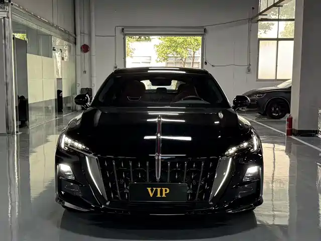 Hongqi H6 2025 Model 2.0T Far-Reaching Edition