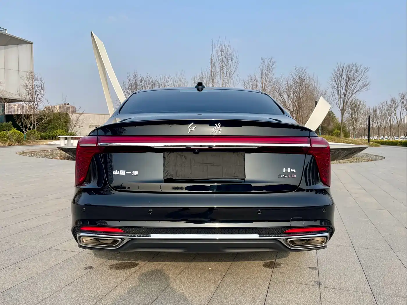 Hongqi H5 2024 1.5T DCT Smart Connect Flag Rhythm Edition фото 20