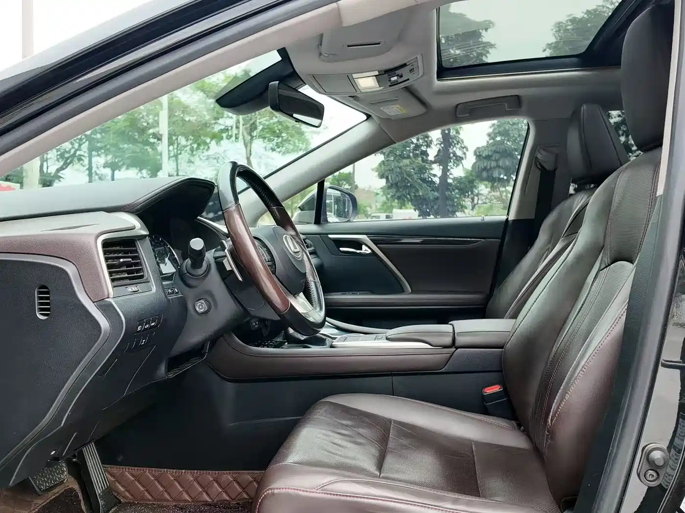 Lexus RX 2020 300 4WD Elegance Edition China VI фото 5