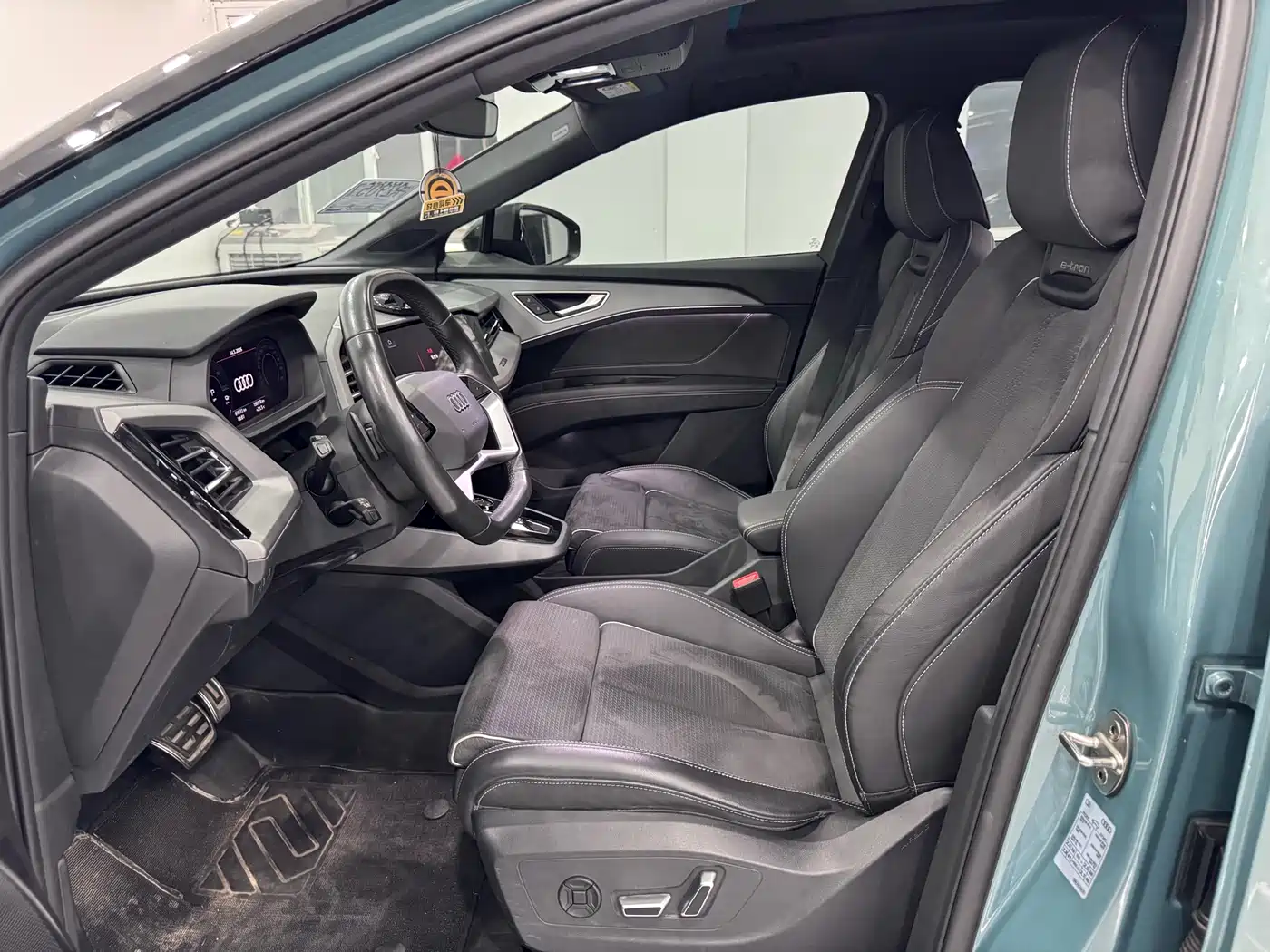 Audi Q5 e-tron 2022 40 e-tron Starlight Mech Suit фото 6