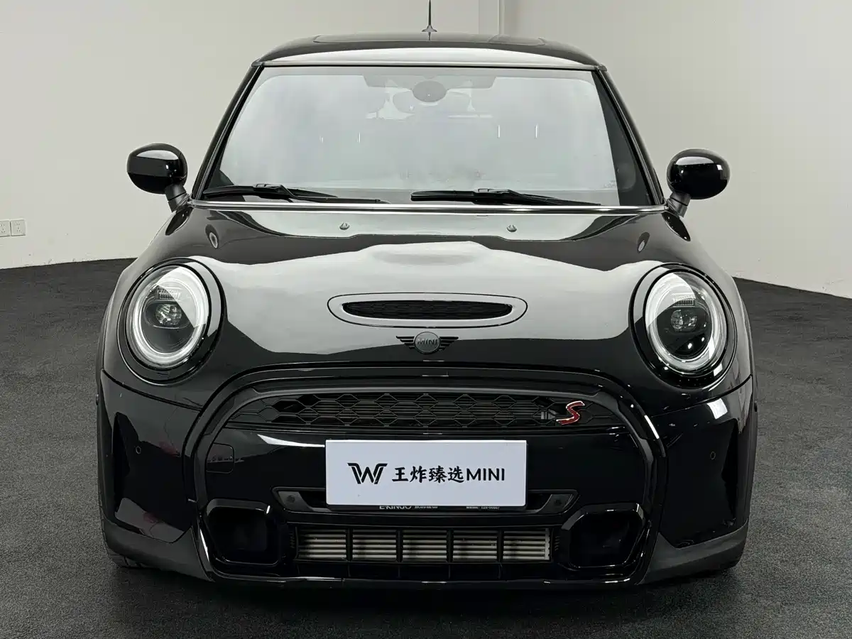 MINI 2023 2.0T COOPER S Artist фото 9