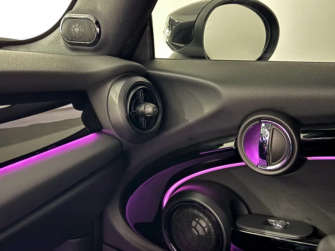 MINI 2023 2.0T COOPER S Artist фото 15