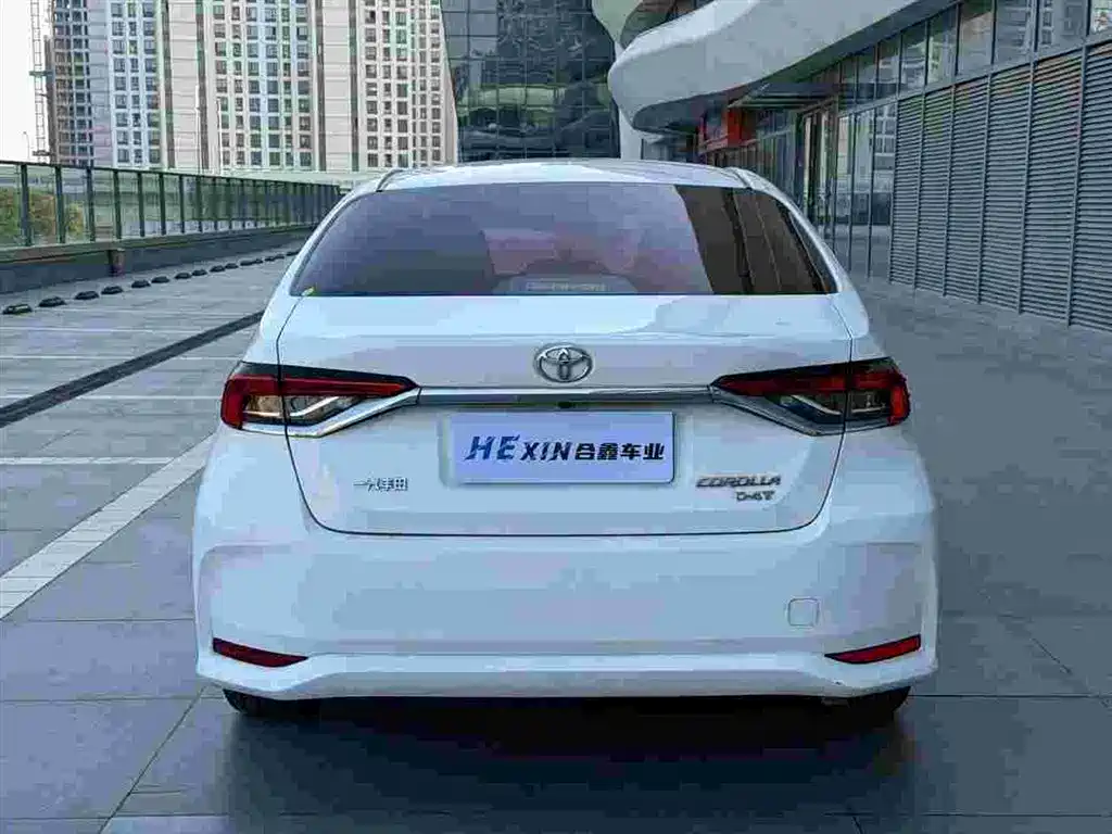 Toyota Corolla 2021 1.2T S-CVT Elite PLUS Edition фото 9