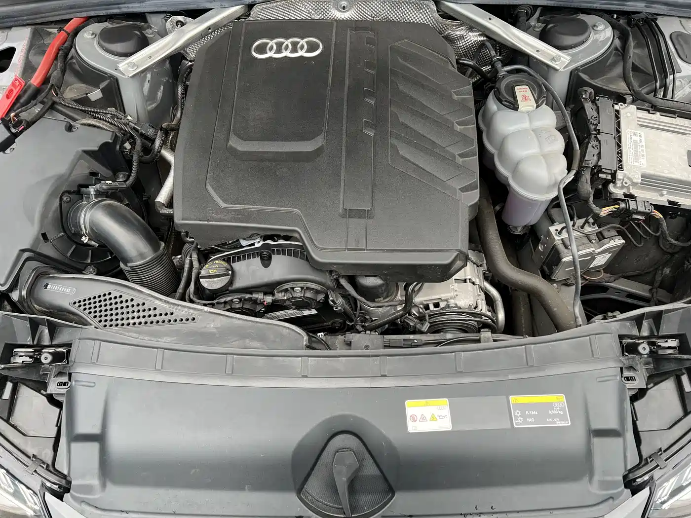 Audi A4L 2024 40 TFSI Luxury Dynamic фото 9