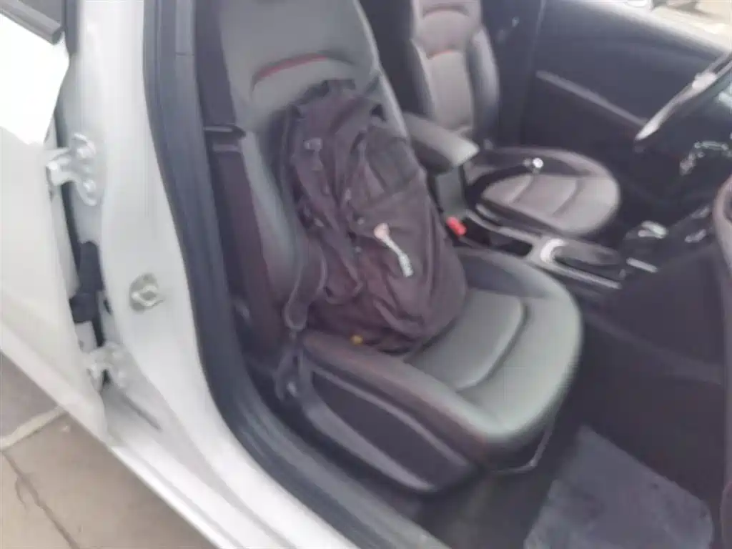 Chevrolet Monza 2022 Mild Hybrid RS 330T Automatic Comfort Edition фото 25