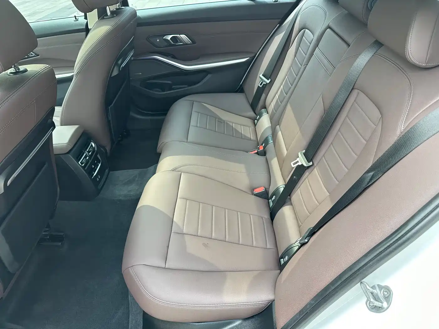 BMW 3 Series 2020 325Li M Sport Black Night Package фото 6