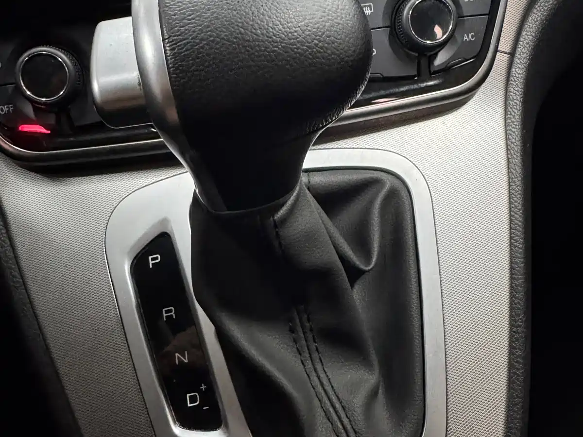 Haval M6 2019 1.5T DCT 2WD Elite Type China VI фото 13