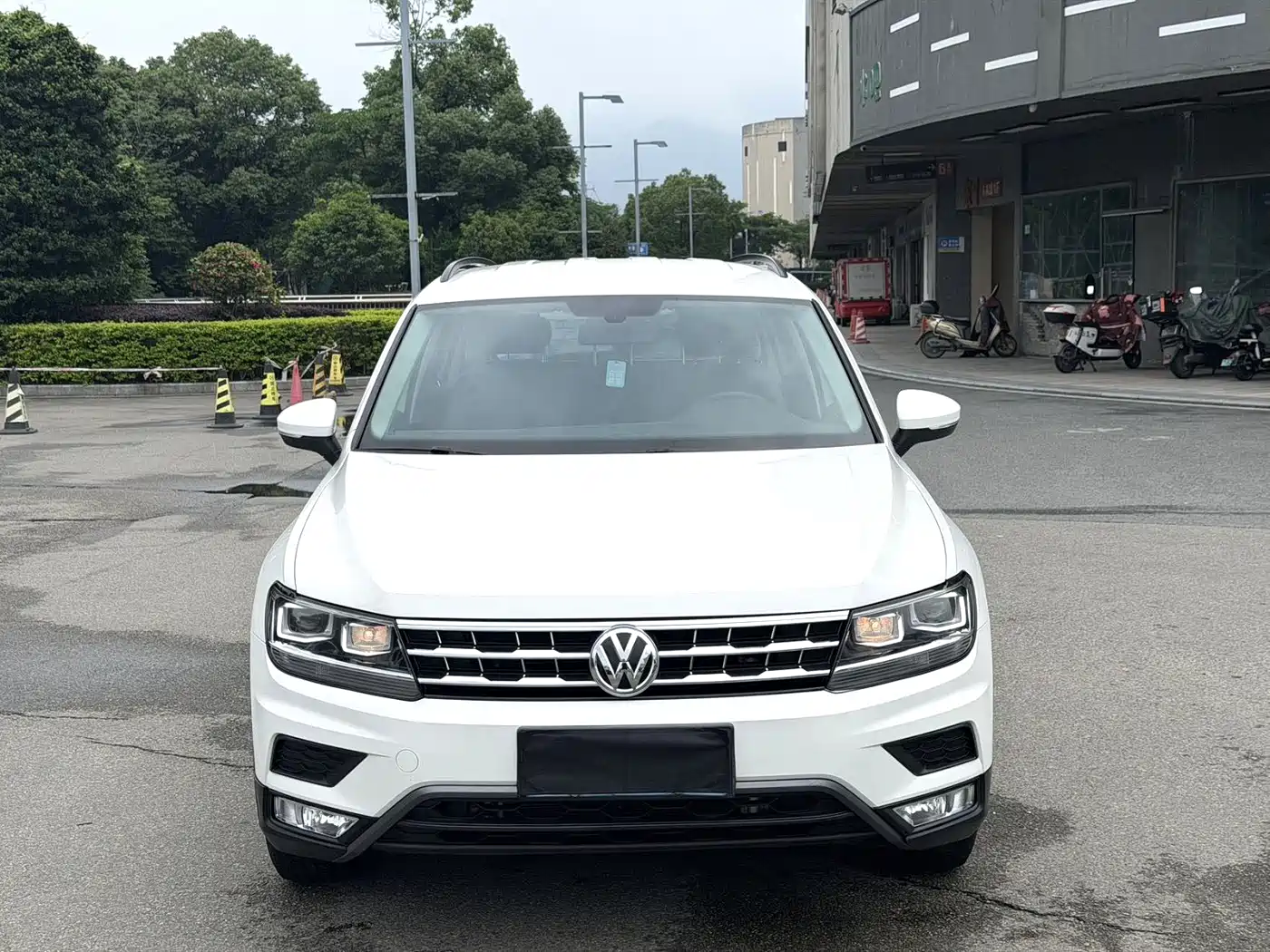 Volkswagen Tiguan L 2018 330TSI Automatic 2WD Trend Edition фото 2