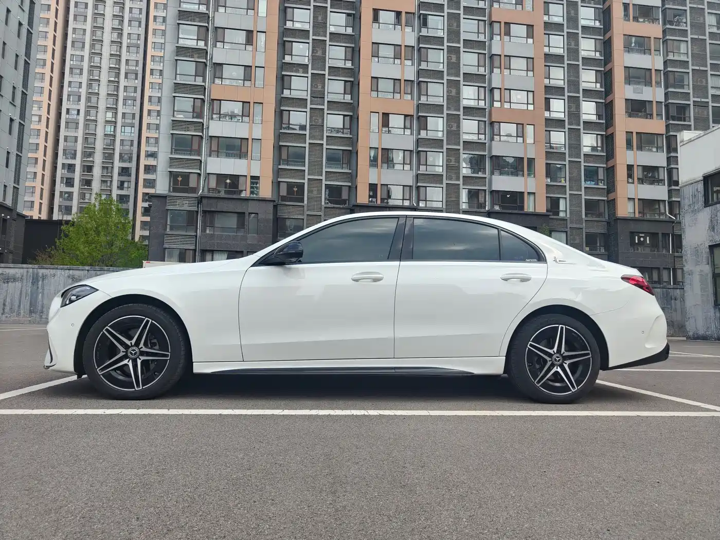 Mercedes-Benz C-Class 2025 C 260 L Night Sport Edition фото 2