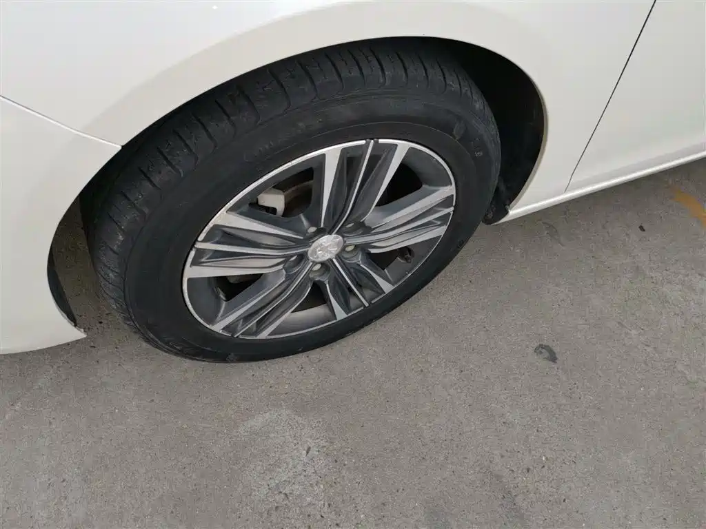 Peugeot 308 2016 1.6L Automatic Luxury фото 25