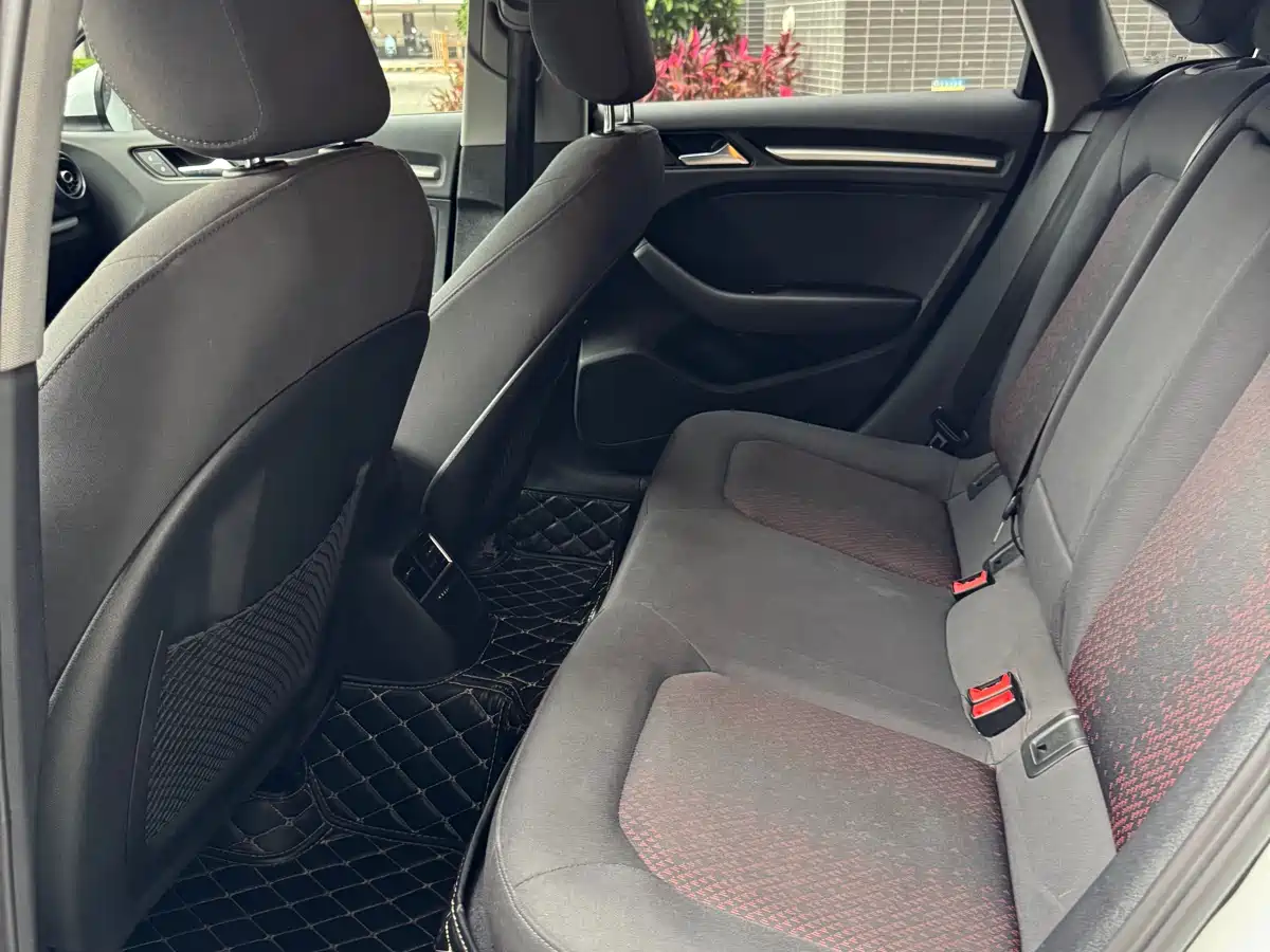 Audi A3 2019 Limousine 35 TFSI Progressive China VI фото 14