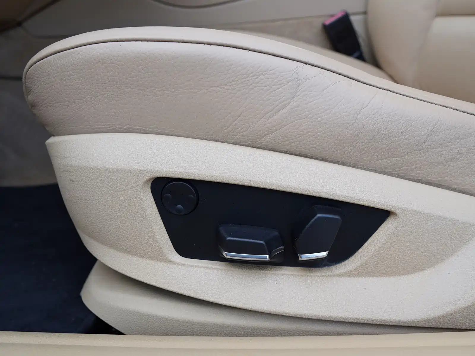 Photo 22 - BMW 5 Series