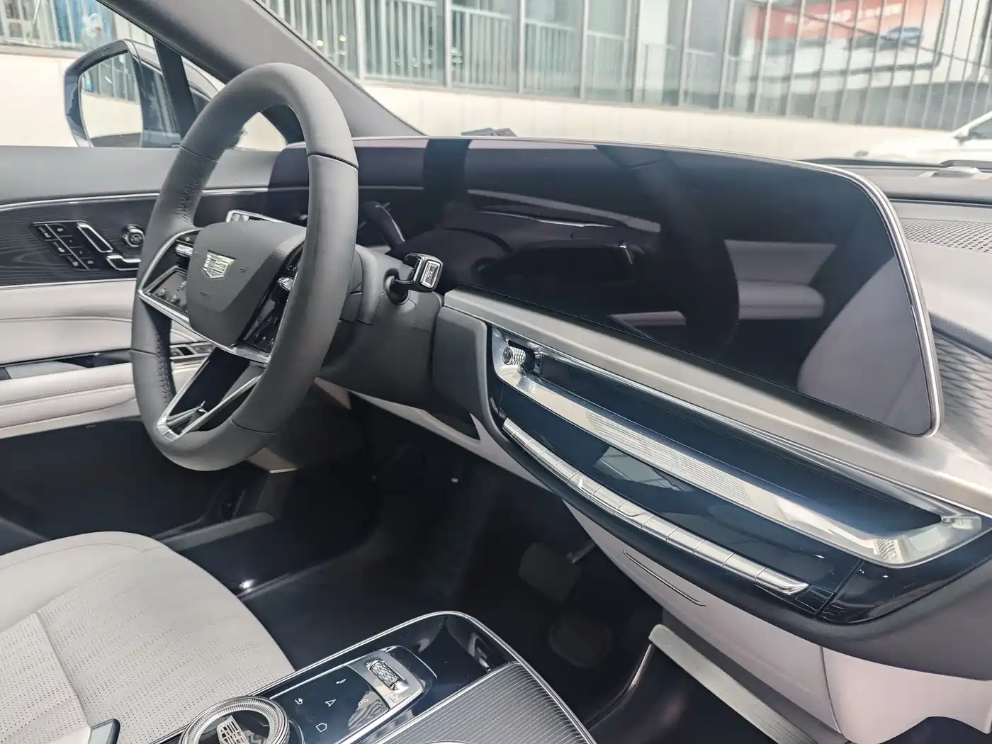 Cadillac IQ Rui Ge 2024 RWD Standard Range Luxury Edition фото 24