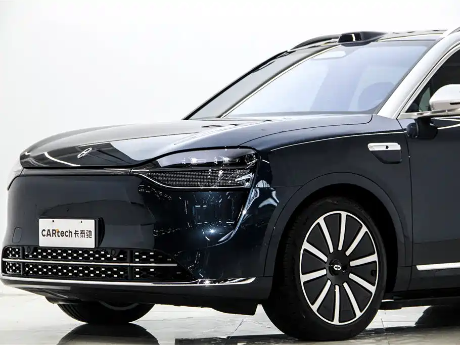 AITO Wenjie AITO M9 2025 Extended Range Ultra 52kWh 5-Seater фото 4