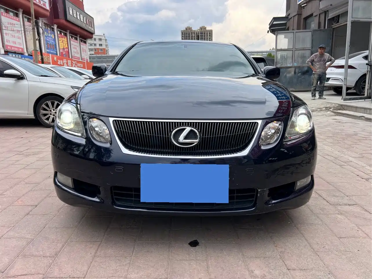 Photo 2 - Lexus GS