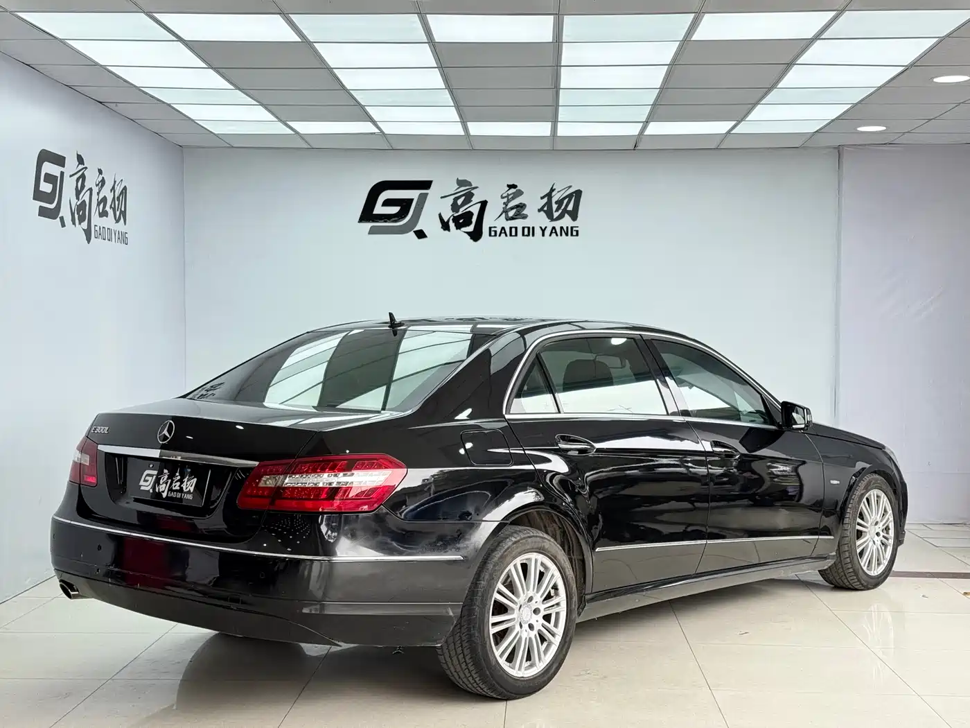 Mercedes-Benz E-Class 2011 E 200 L CGI Elegance фото 24