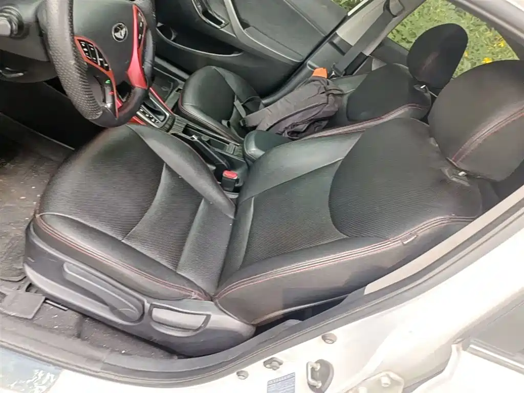 Hyundai Langdong 2016 1.6L Automatic Premium Edition фото 15