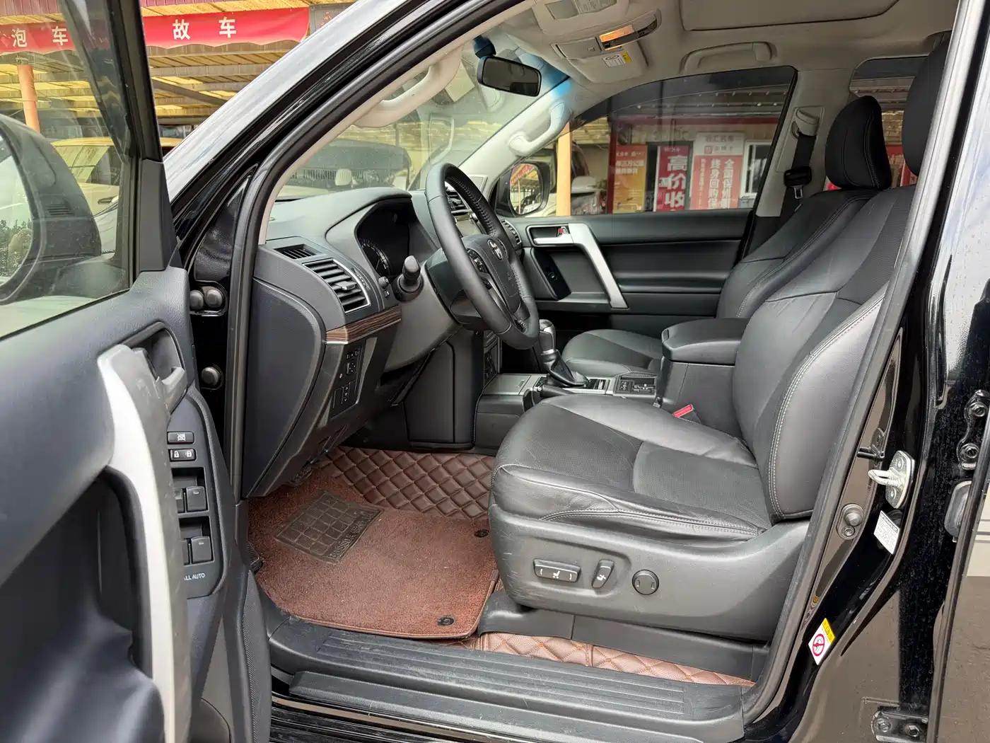 Toyota Prado 2018 3.5L Auto TX-L фото 10
