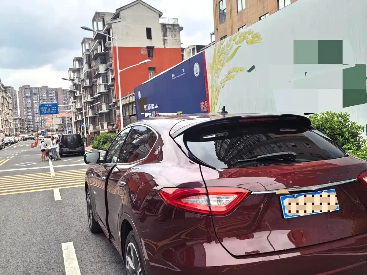 صورة 3 - Maserati Levante
