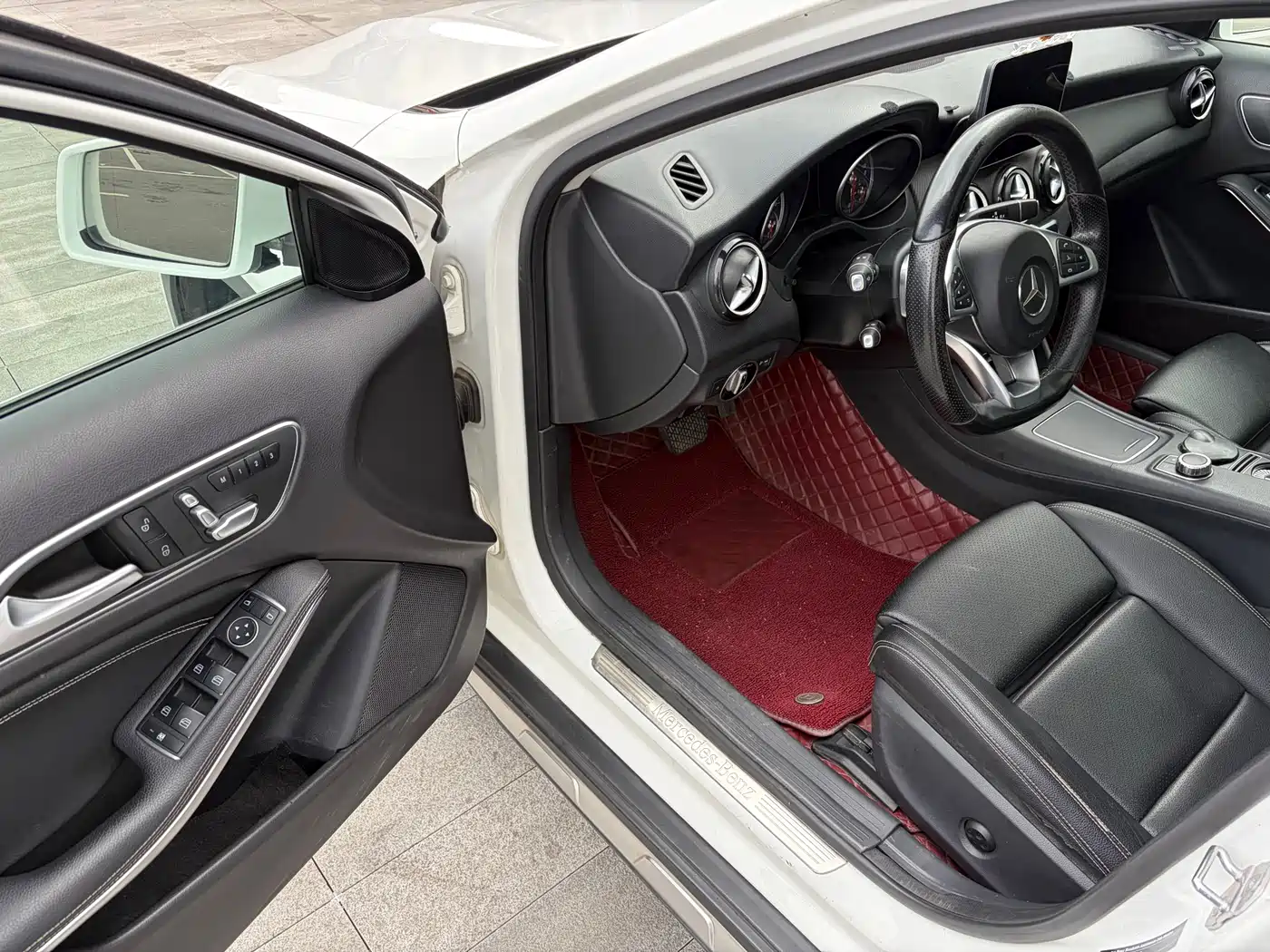 Mercedes-Benz GLA 2019 GLA 200 Dynamic фото 3