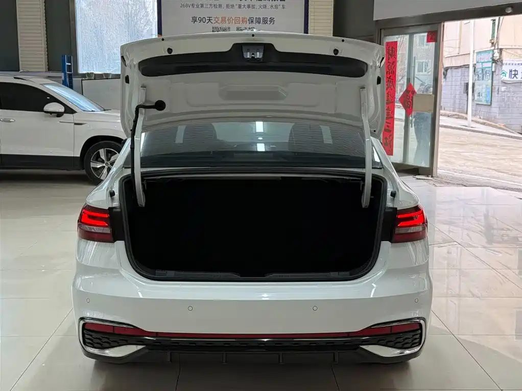 Volkswagen Lavida 2023 280TSI DSG Starlight Comfort Edition фото 23