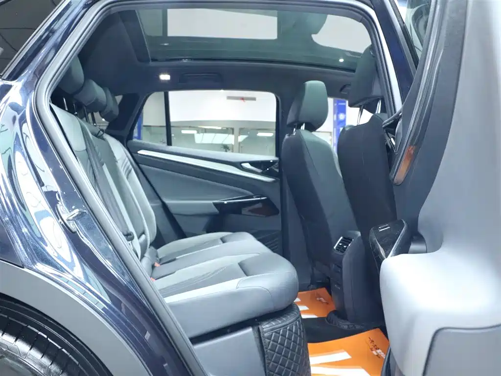 VOLKSWAGEN ID.4 CROZZ