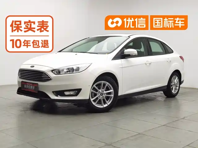 Ford Focus 2015 Sedan 1.6L Automatic Trend — фото 1