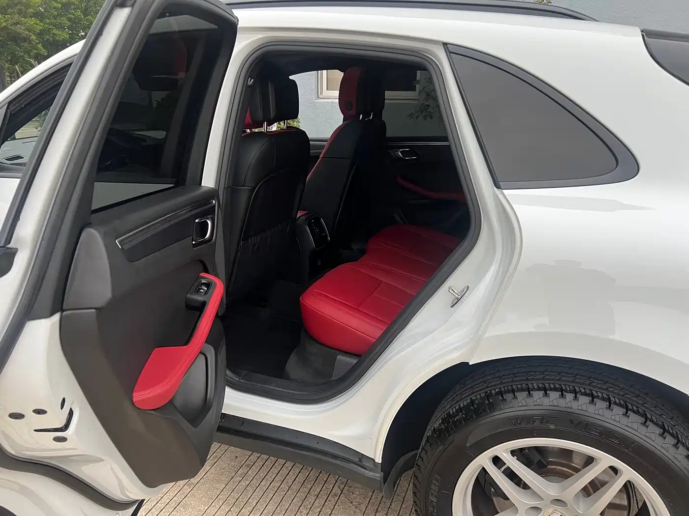 Porsche Macan 2018 Macan 2.0T фото 29