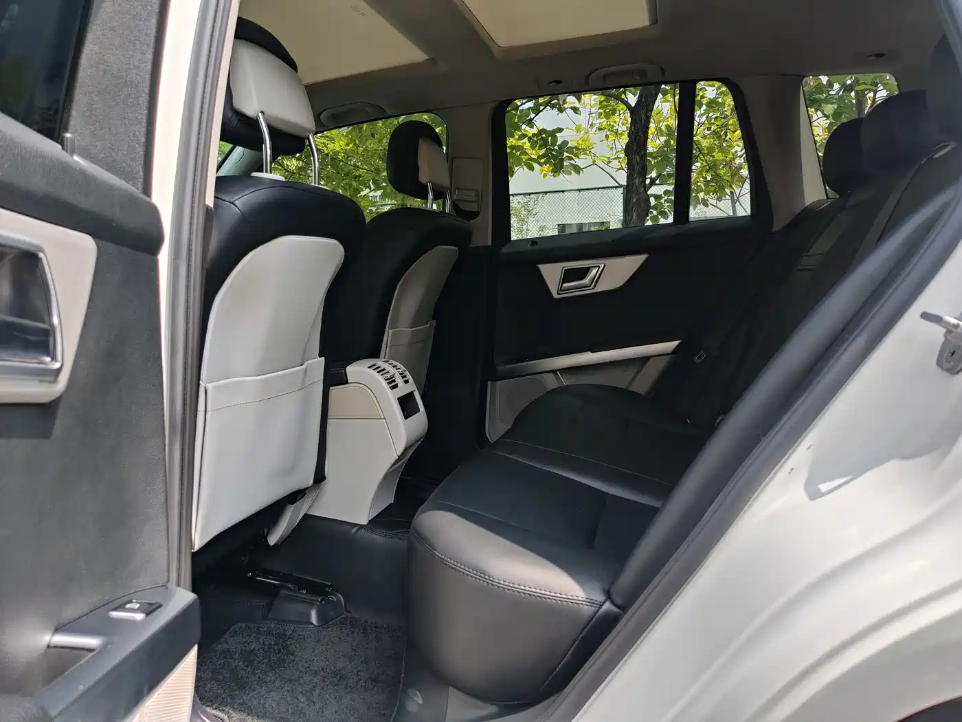Mercedes-Benz GLK-Class 2015 GLK 260 4MATIC Dynamic Ultimate Edition фото 9