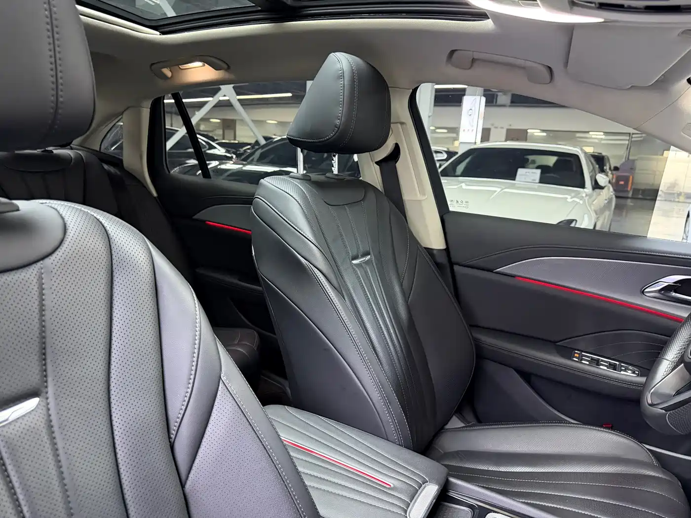 Hongqi H5 2023 2.0T Auto Smart Connect Flag Comfort фото 13
