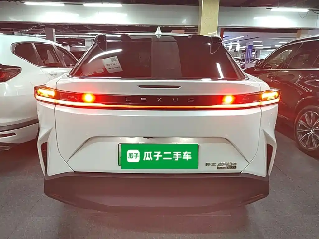 Lexus RZ 2024 2023 450e 4WD Deluxe