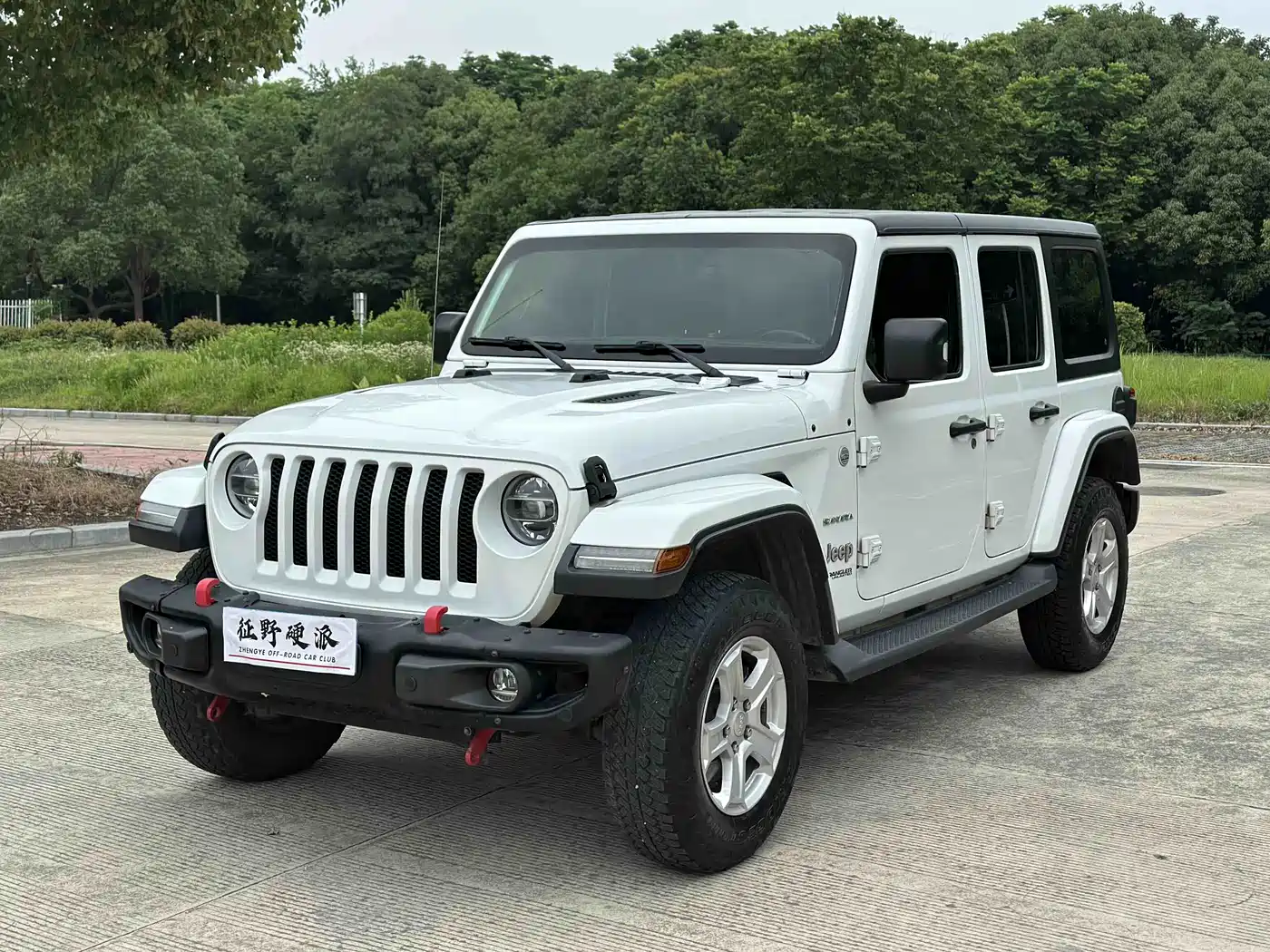 Jeep Wrangler 2019 2.0T Sahara 4-Door China V