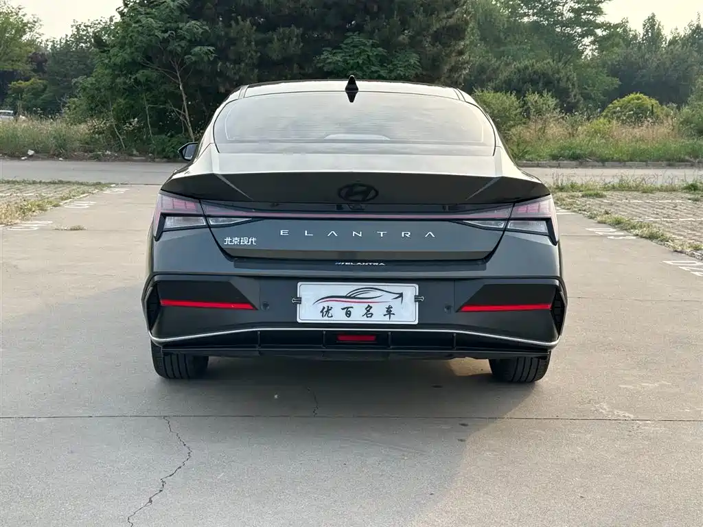 Hyundai Elantra 2023 Model 1.5L CVT LUX Premium Edition фото 5