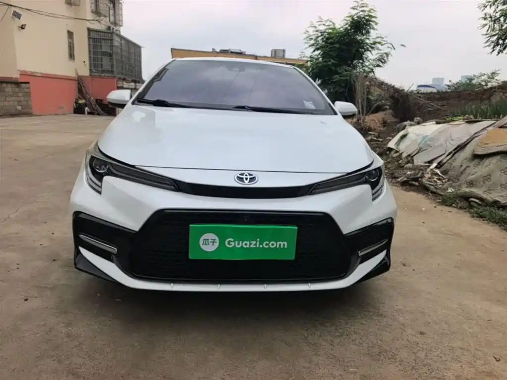 Toyota Levin 2021 Dual Engine 1.8H E-CVT Sport фото 3