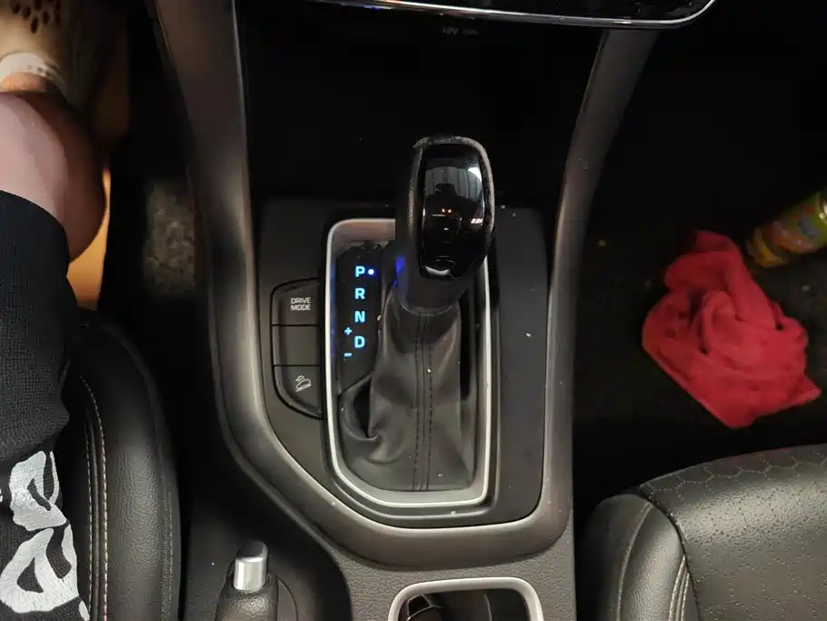 Hyundai Beijing Hyundai ix35 2018 2.0L Automatic 2WD Zhiyong·Enjoyment Edition фото 16