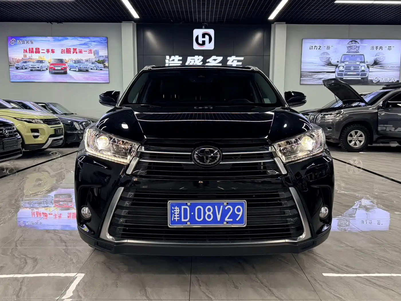 Toyota Highlander 2018 2.0T 4WD Premium 7-seater China VI фото 2