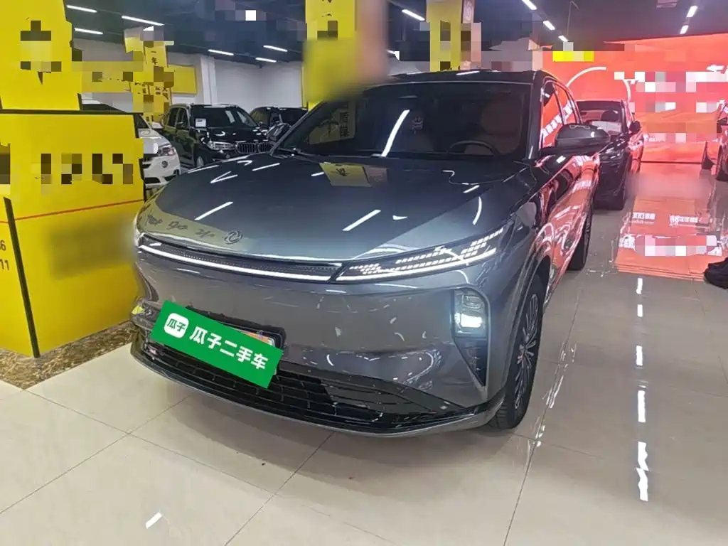 Dongfeng Aeolus L8 2025 2025 Plug-in Hybrid