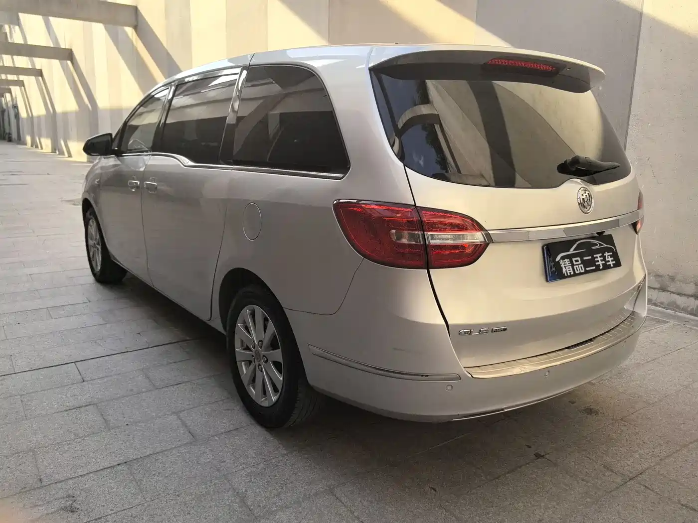 Buick GL8 2017 25S Luxury China V фото 3