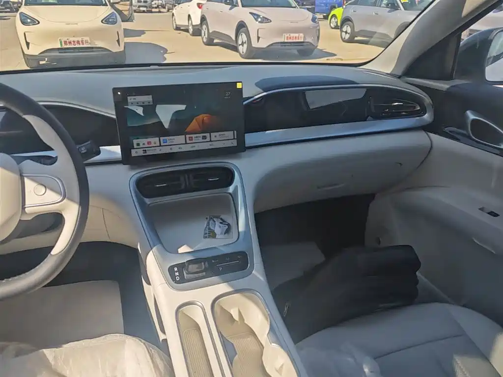 Geely Galaxy Starry Wish 2026 Edition 310km Youth Version фото 9