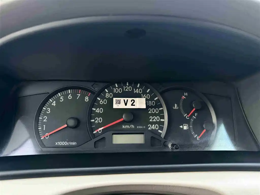 Toyota Corolla 2011 1.6L Automatic Luxury Edition фото 4
