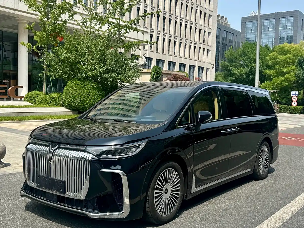 Voyah Auto Voyah Dreamer 2025 PHEV AWD Flagship Kunpeng Edition