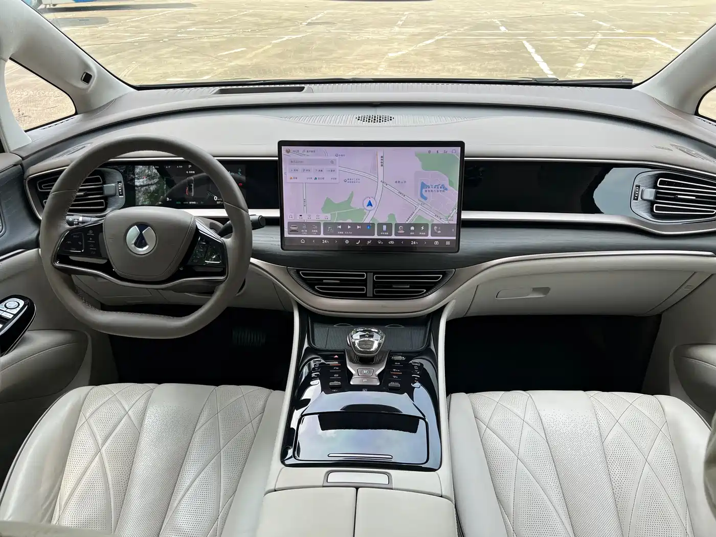 Denza D9 2023 2022 DM-i 970 AWD Flagship