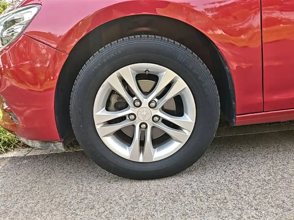 Chevrolet Cavalier 2016 1.5L Automatic Enjoyment Edition фото 23