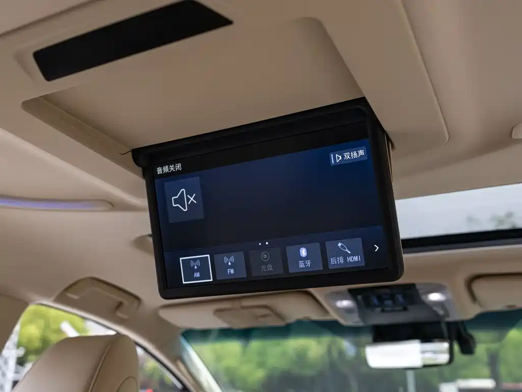 Toyota Alphard 2021 Hybrid 2.5L Luxury фото 24